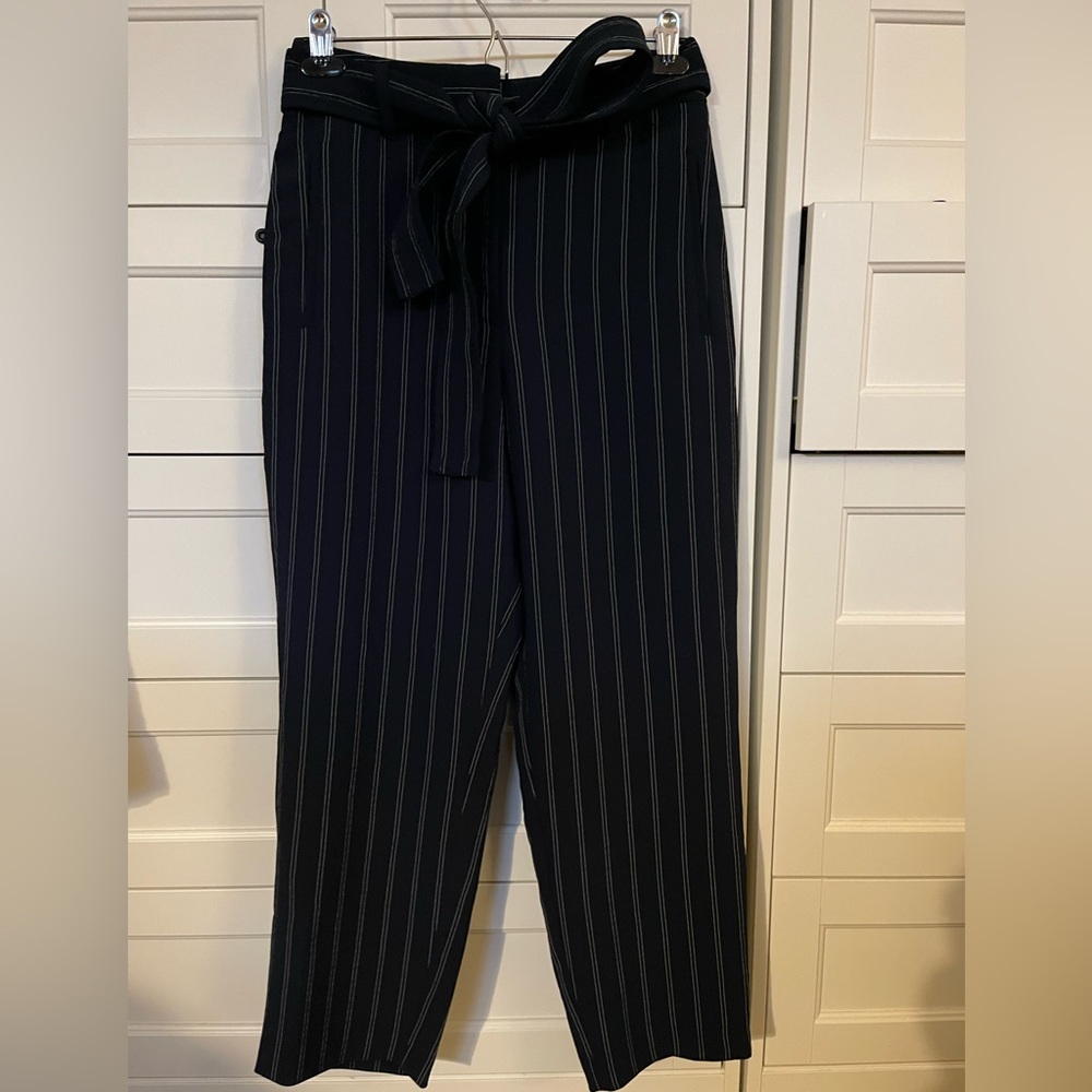 Aritzia Wilfred High waist tie up pants - Navy with stripes